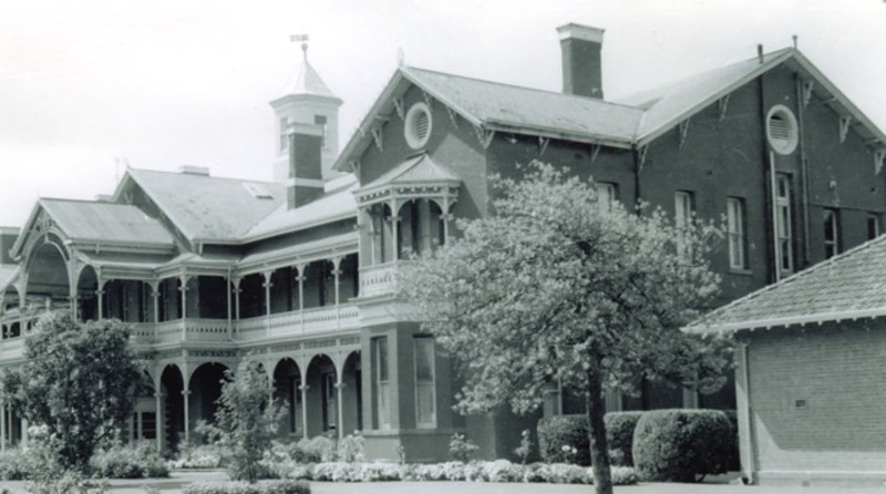 B1030 Ballarat Orphanage