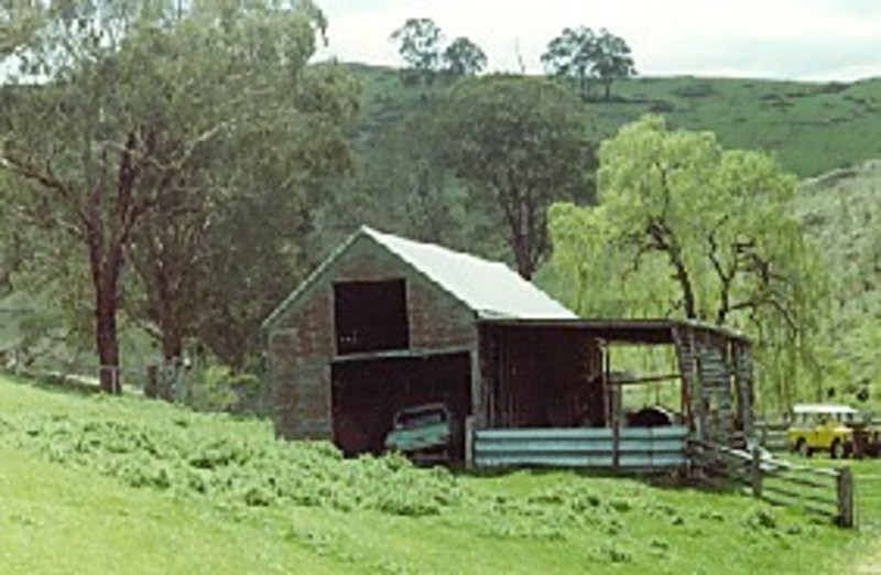 B5530 Stables Gillingall Station