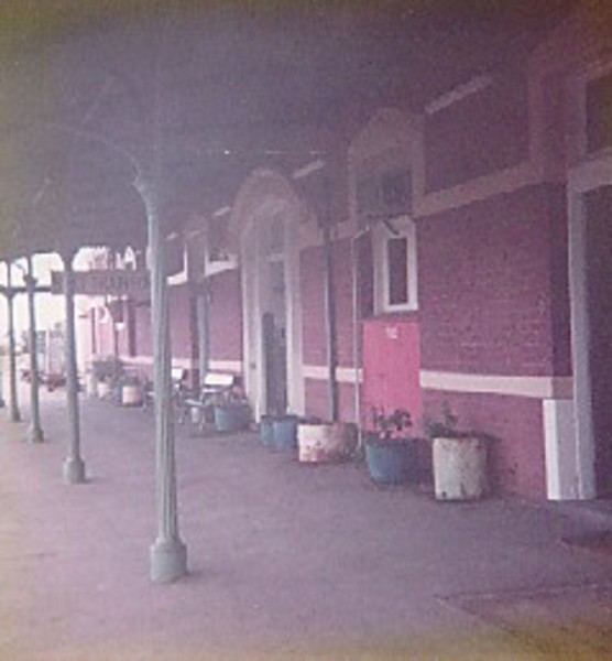B4846 Railway Station Kerang