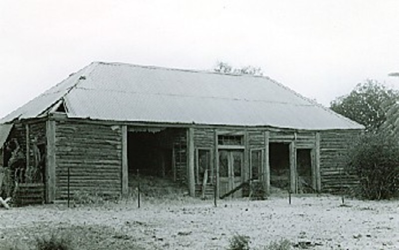B4949 Reedy Lake Farmhouse