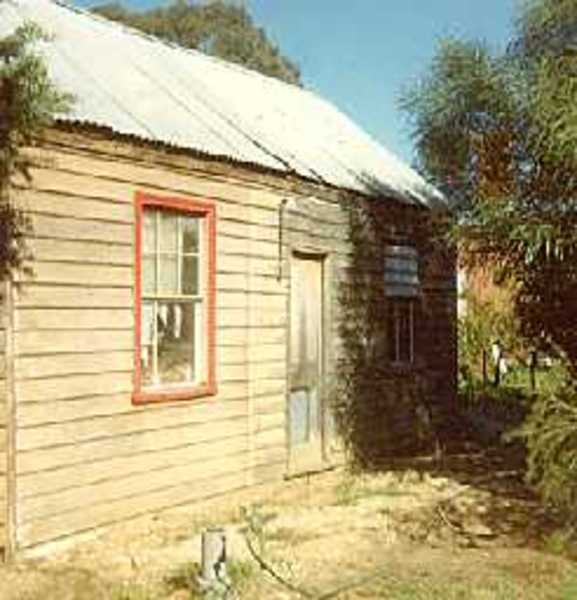 B5282 Cottage