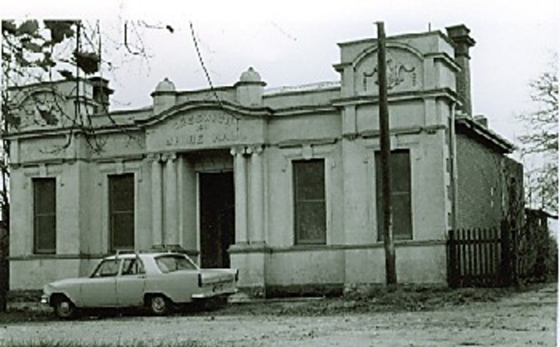 B5844 Former Creswick Shire Hall