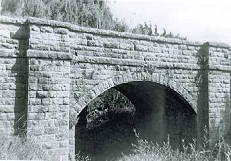 B1832 Stone Bridge