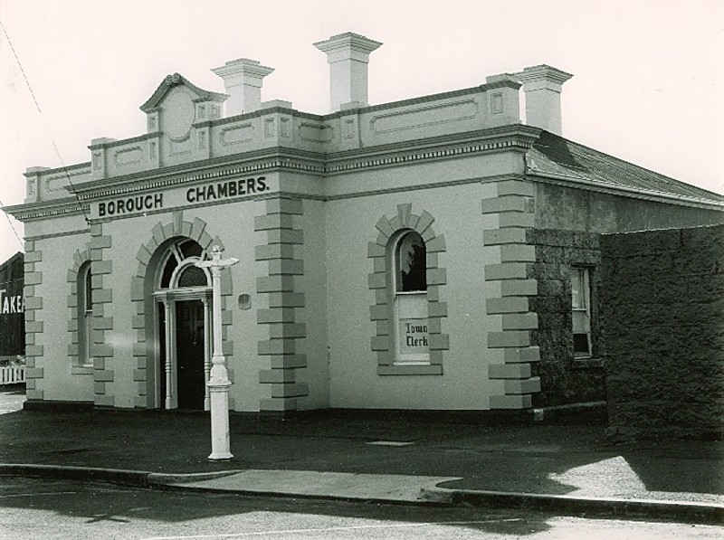 B0333 Former Post Office &amp; Borough Chambers PORT FAIRY"