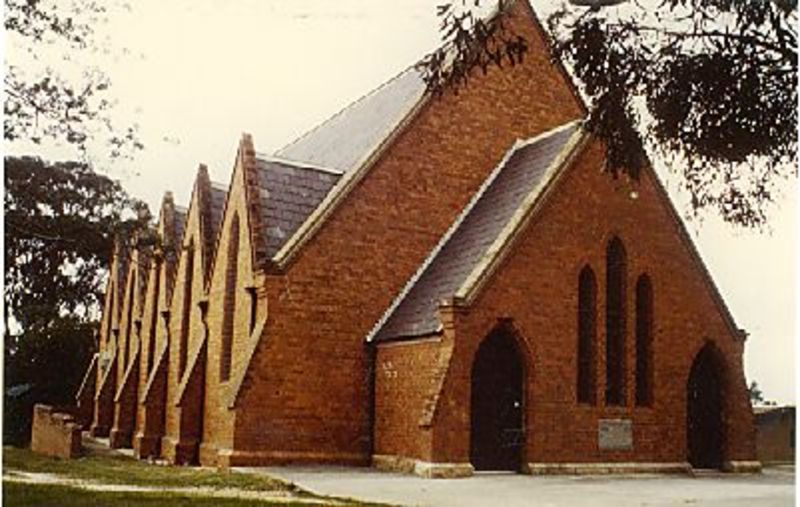 B5824 Christ Anglican Church