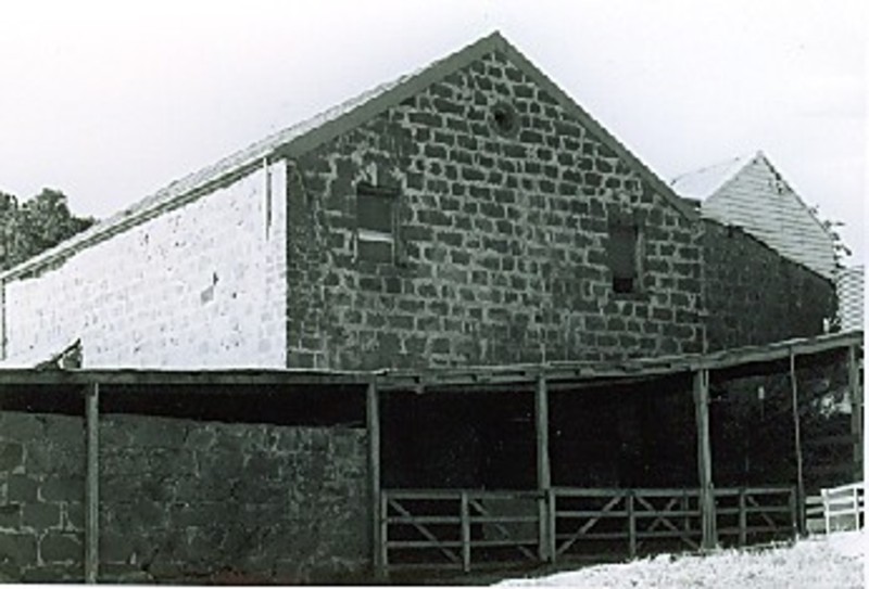 B1896 Stanbury Barn