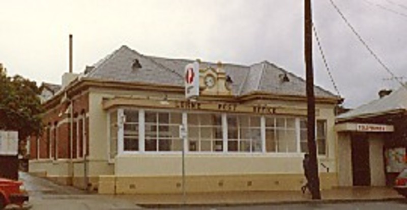 B5631 Lorne Post Office