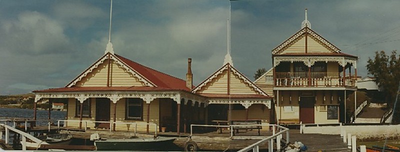 B5525 Proudfoot's Boathouse