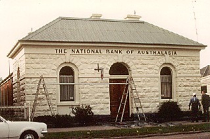 B1170 National Bank of Australasia- 64 Johnson St, Maffra