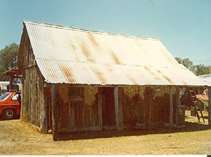 B4165 Stenzel's Hut