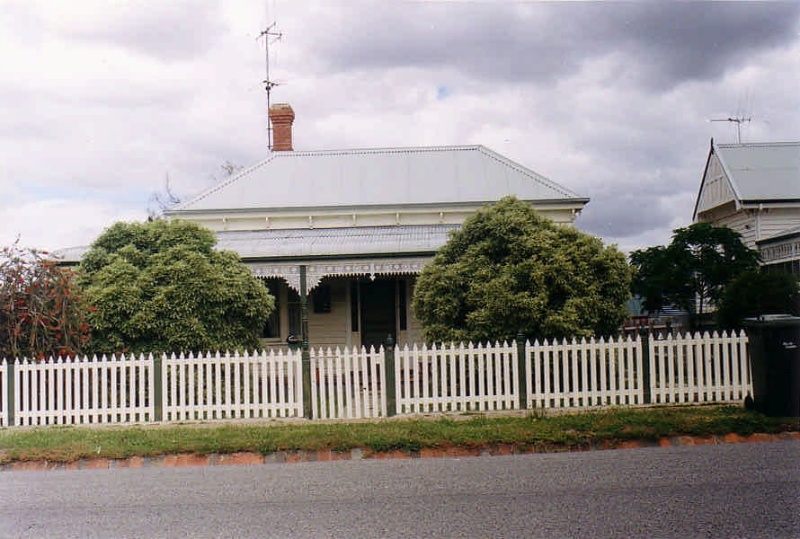 SD 016 - 37 Alma Street, ST ARNAUD Shire of Northern Grampians - Stage 2 Heritage Study, 2004