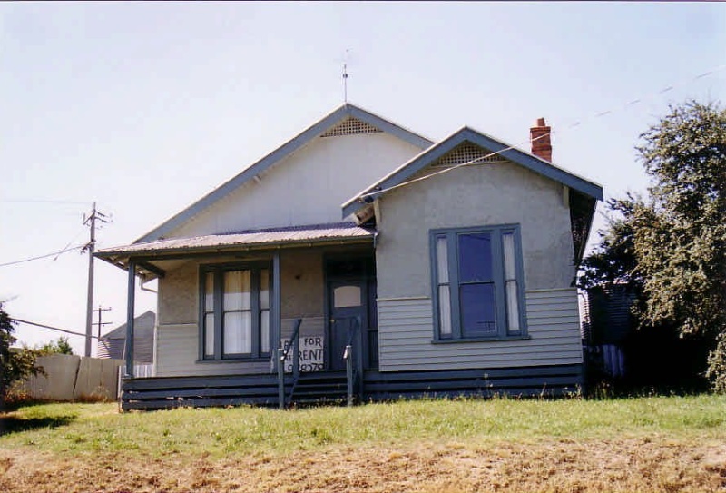 SD 194 - House, 16 North Western Road, ST ARNAUD