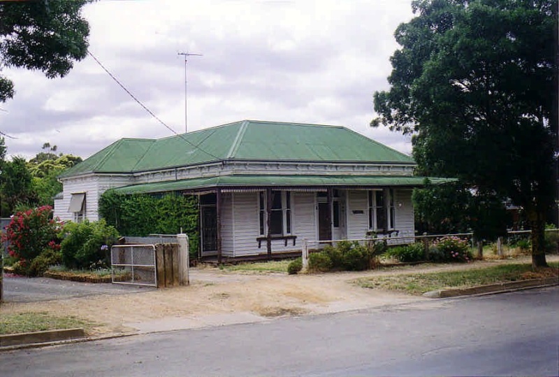 SD 239 - House - 'Kelvin', 8 Silvermines Road, ST ARNAUD
