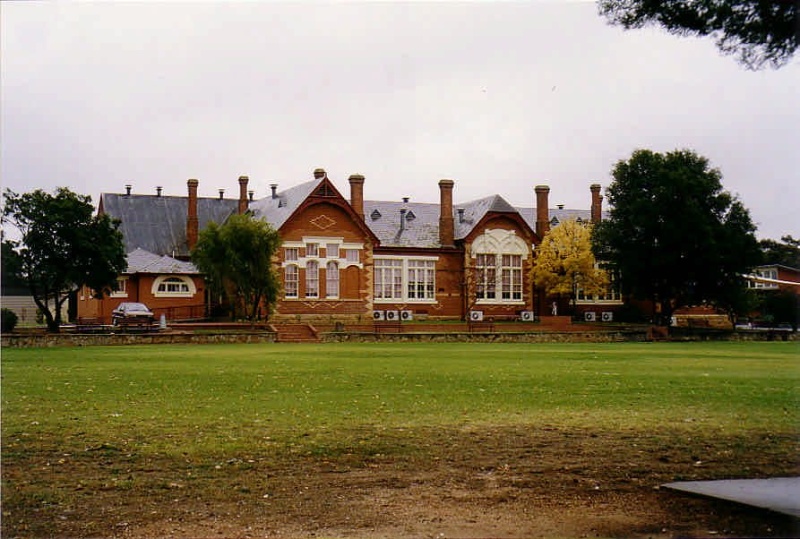 SD 249 - St. Arnaud Secondary College (former State School No. 1646), Smith Street, ST ARNAUD
