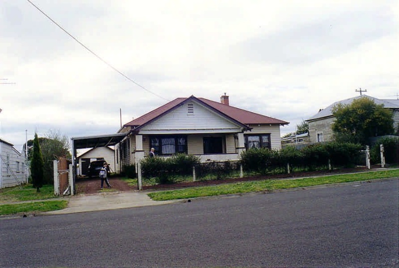 SL 027 - House, 13 Campbell Street, STAWELL