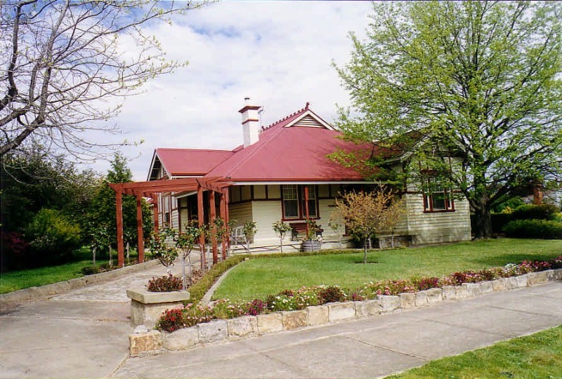 SL 048 - House, 7 Clemes Street, STAWELL