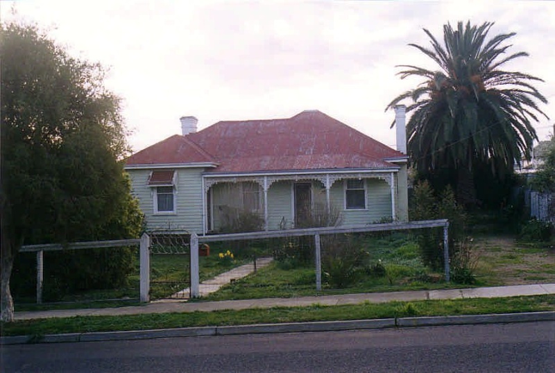 SL 105 - House, 9 Houston Street, STAWELL