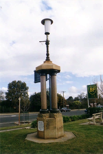 SL 168 - Commonwealth Memorial