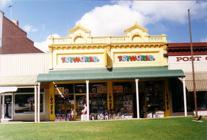 SL 195 - Shops, 90-92 Main Street, STAWELL