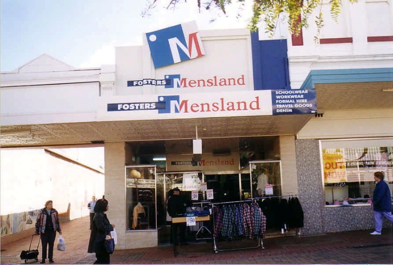 SL 206 - Shop, 'Foster's Mensland', 111 Main Street, STAWELL