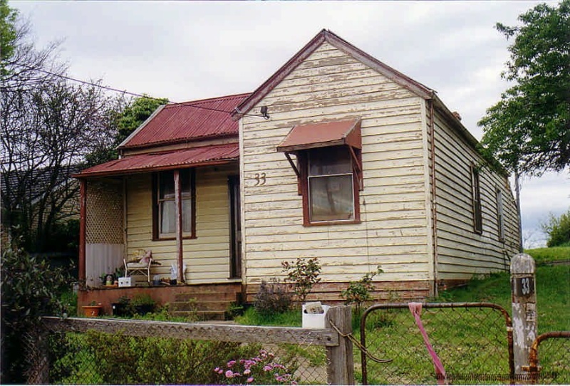 SL 332 - House, 33 Short Street, STAWELL