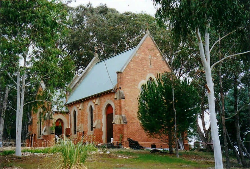 SM 04 - St. John's Roman Catholic Church, Church Road, STUART MILL