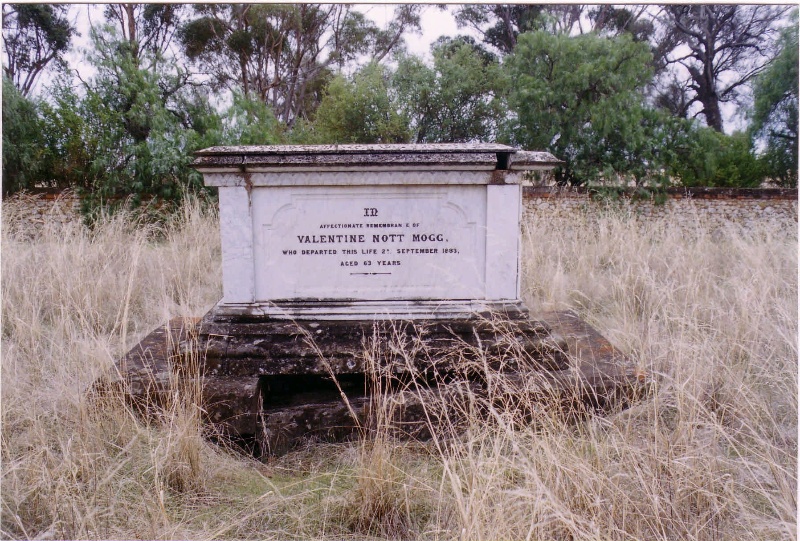SW 02d - Valentine Nott Mogg's Grave.