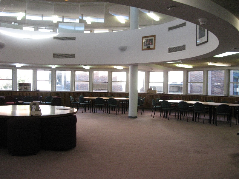 H1636 MHS library interior June 2009