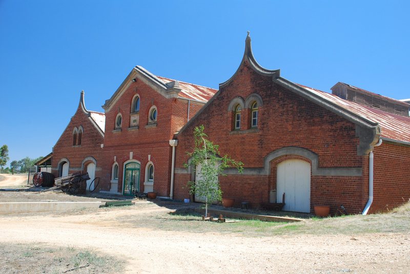 MOUNT OPHIR WINERY SOHE 2008