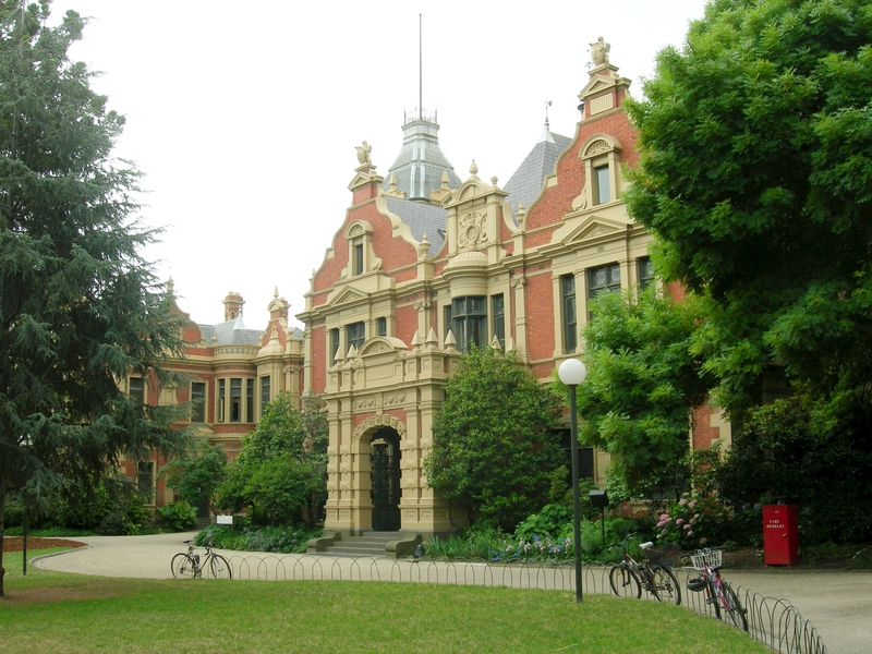 1888 BUILDING, PART OF FORMER MELBOURNE TEACHERS COLLEGE SOHE 2008