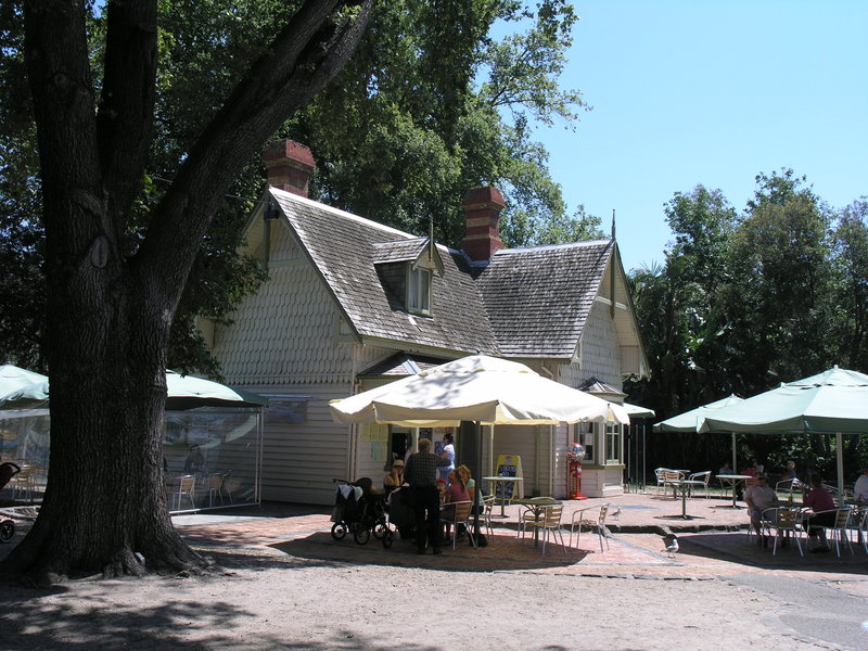 FORMER CURATOR'S COTTAGE SOHE 2008