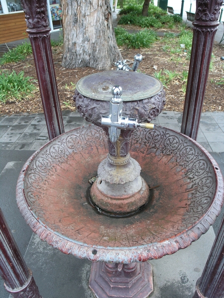 WILKINSON MEMORIAL DRINKING FOUNTAIN SOHE 2008