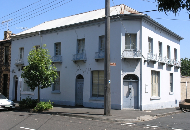 FORMER QUEENS ARMS HOTEL SOHE 2008