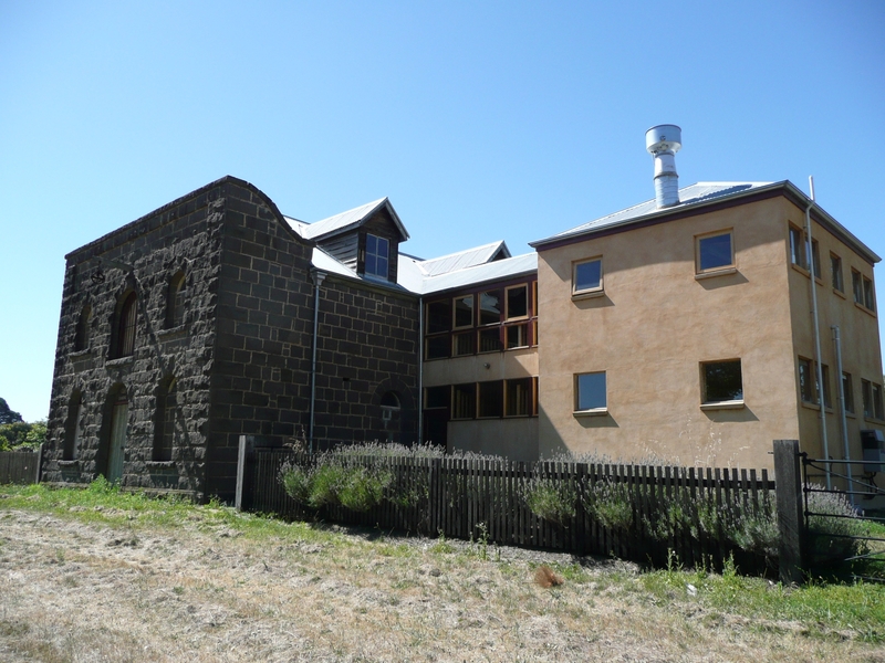 FORMER COBB &amp; CO STAGING STABLES SOHE 2008