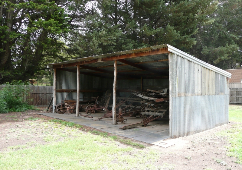 FORMER BLACKSMITH'S COTTAGE AND SHOP SOHE 2008