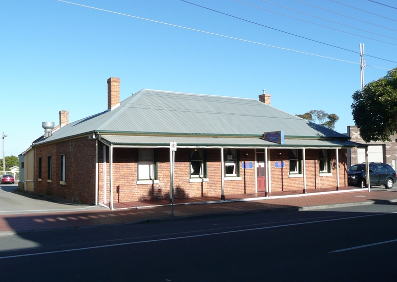 FORMER HARP INN SOHE 2008