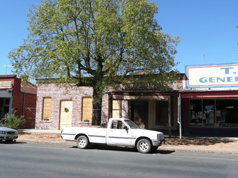 FORMER BENDIGO HOTEL SOHE 2008