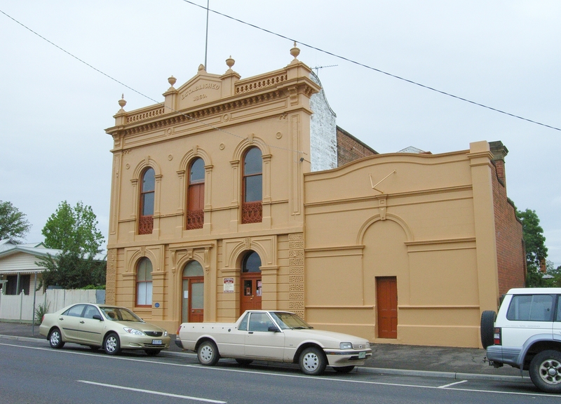 FORMER CHARLIE NAPIER HOTEL SOHE 2008