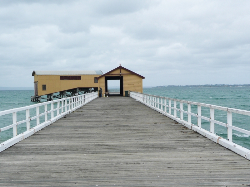 QUEENSCLIFF PIER AND LIFEBOAT COMPLEX SOHE 2008