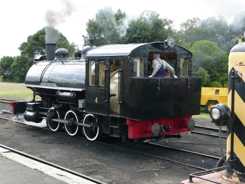 QUEENSCLIFF RAILWAY STATION SOHE 2008