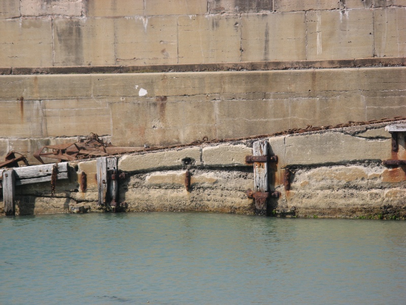 Warrnambool breakwater_ mass concrete_KJ_May 09