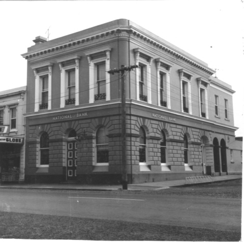 B0913 National Bank