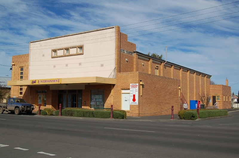 Memorial Hall Koroit front elevation 2009