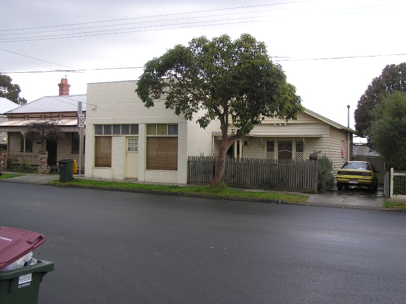 6 Waratah Street, Geelong West