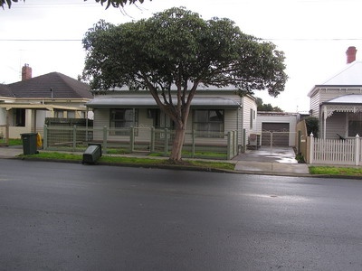12 Waratah Street, Geelong West