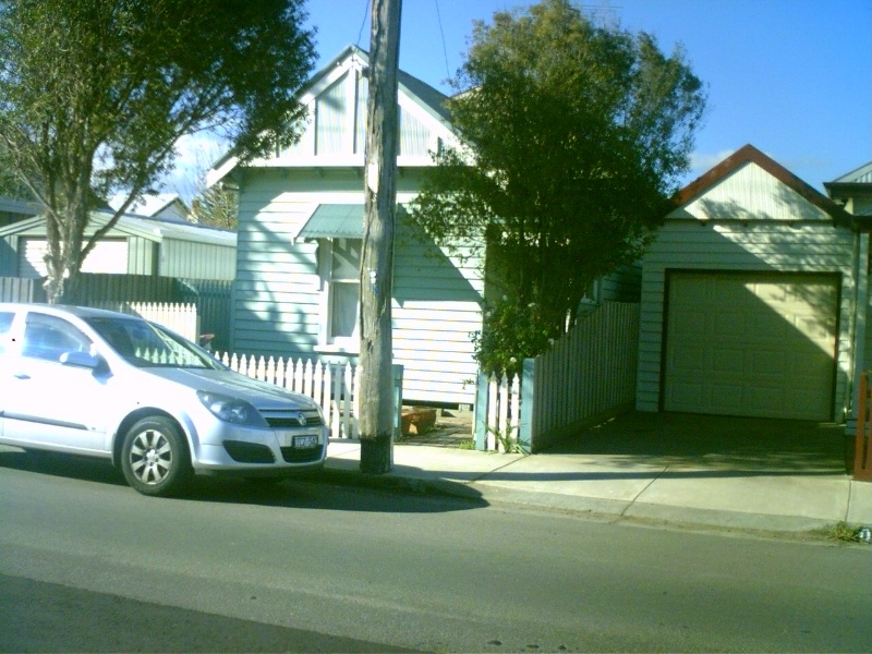 8 George Street, Geelong West