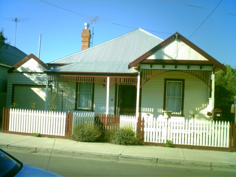 10 George Street, Geelong West