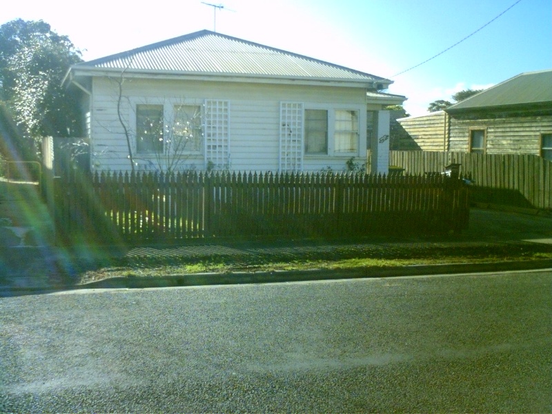 52 Crofton Street, Geelong West.jpg