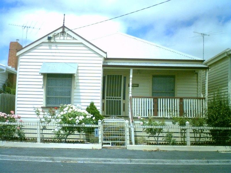 9 Pizer Street, Geelong West