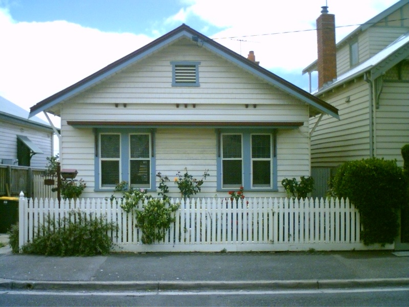 14 Pizer Street, Geelong West